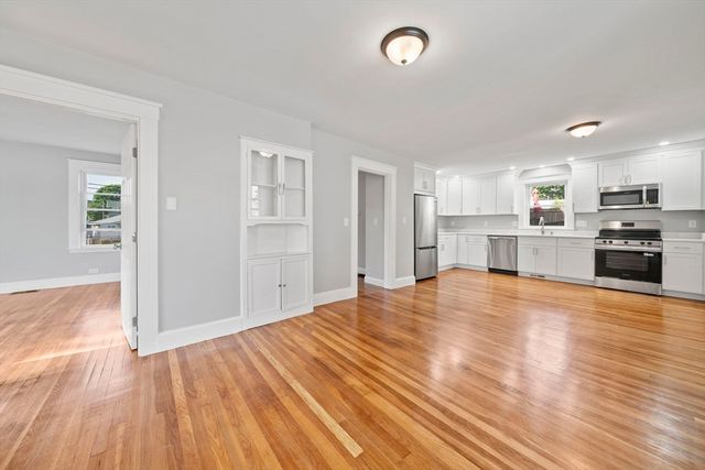 42 Plover Rd, Quincy, MA 02169