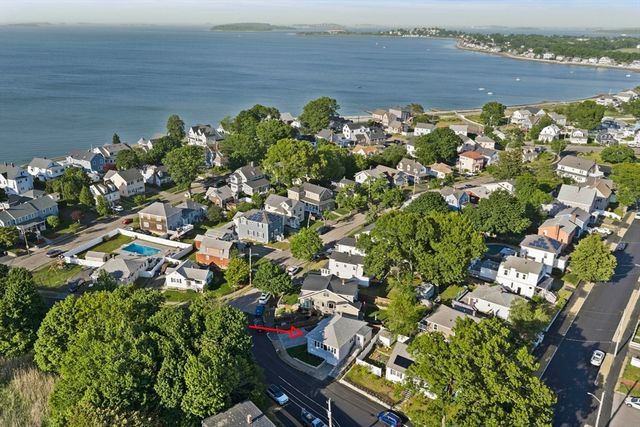 42 Plover Rd, Quincy, MA 02169