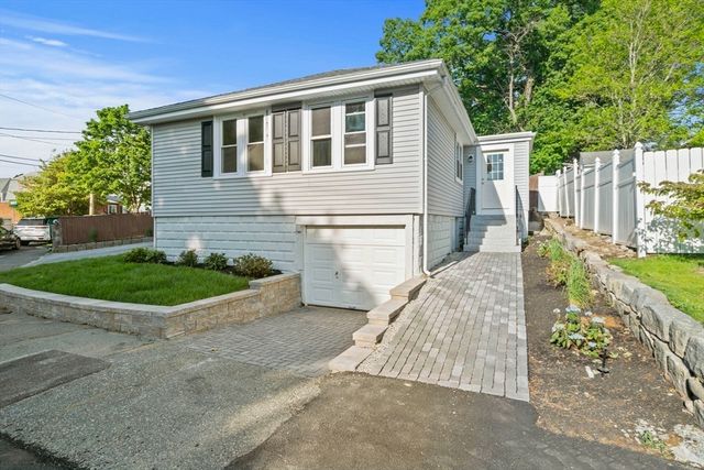 42 Plover Rd, Quincy, MA 02169