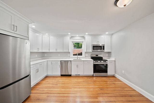 42 Plover Rd, Quincy, MA 02169