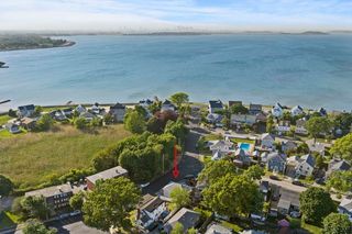42 Plover Rd, Quincy, MA 02169