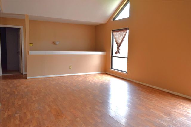 7331 Rancho Mission Drive, Houston, TX 77083