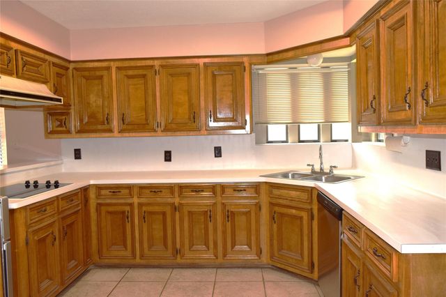 7331 Rancho Mission Drive, Houston, TX 77083