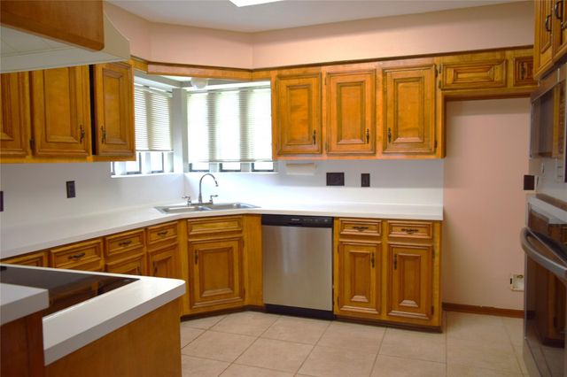 7331 Rancho Mission Drive, Houston, TX 77083