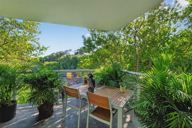 720 NE 62nd St 311, Miami, FL 33138