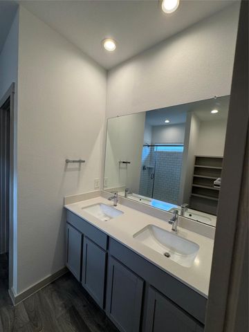 250 John House Lane, Rosharon, TX 77583