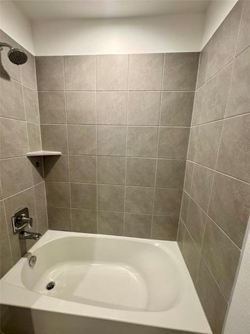 250 John House Lane, Rosharon, TX 77583