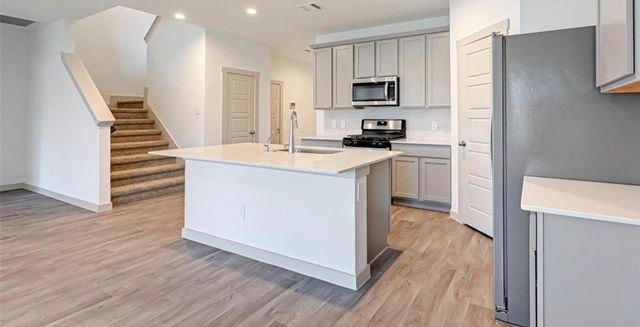 250 John House Lane, Rosharon, TX 77583