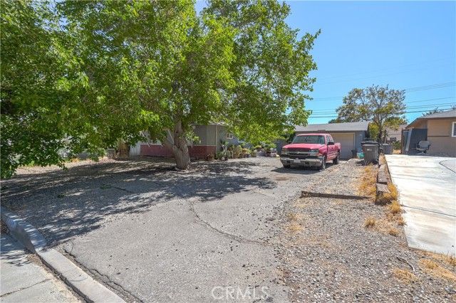 1144 E Avenue R6, Palmdale, CA 93550