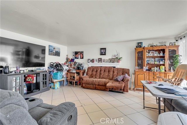 1144 E Avenue R6, Palmdale, CA 93550