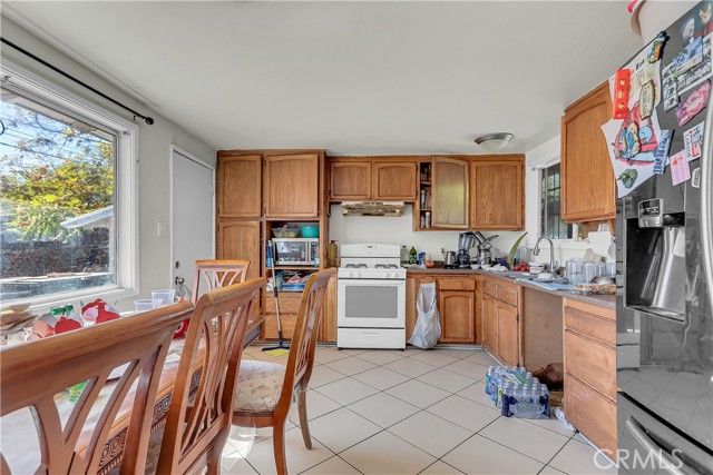 1144 E Avenue R6, Palmdale, CA 93550