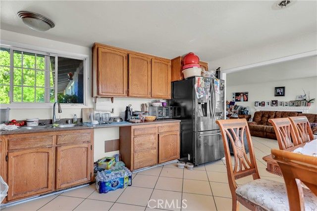 1144 E Avenue R6, Palmdale, CA 93550