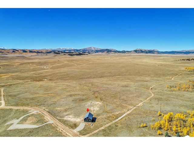 621 Night Hawk Cir, Como, CO 80432