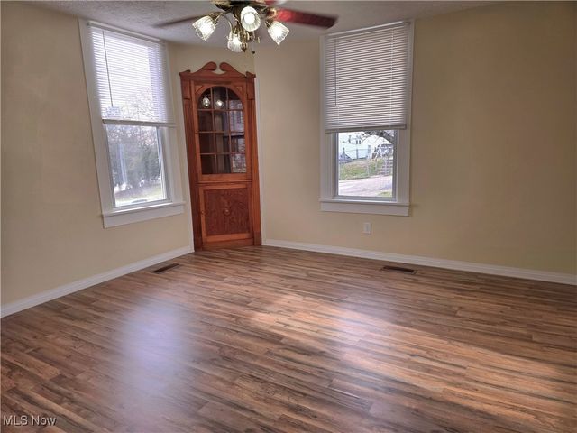 478 Warwick Avenue, Zanesville, OH 43701