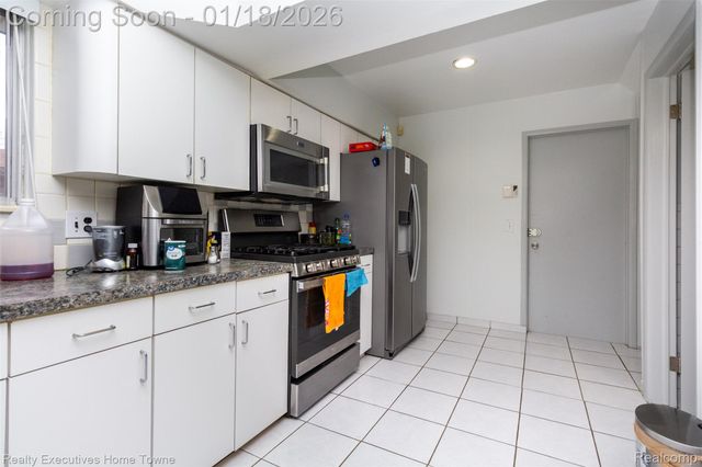 36218 Allison Drive, Sterling Heights, MI 48310