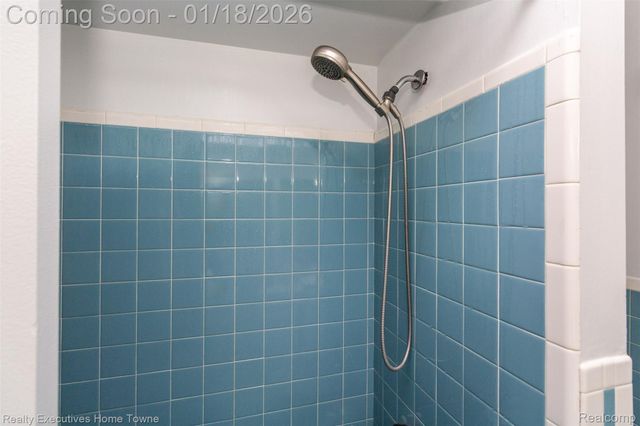 36218 Allison Drive, Sterling Heights, MI 48310