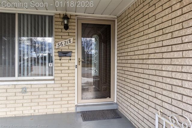 36218 Allison Drive, Sterling Heights, MI 48310