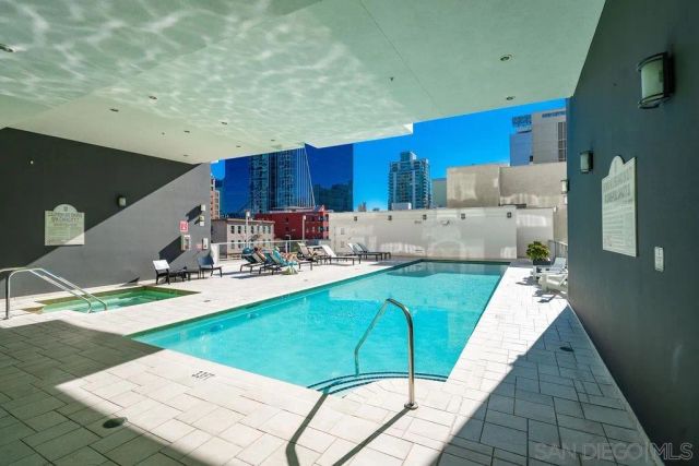 575 6th ave 707, San Diego, CA 92101