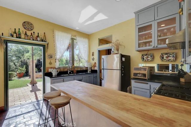 9735 Stackhouse Lane, Oregon House, CA 95962