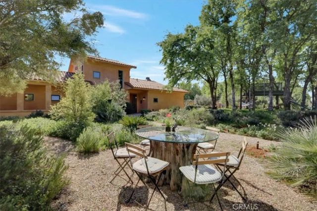 9735 Stackhouse Lane, Oregon House, CA 95962