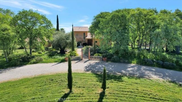 9735 Stackhouse Lane, Oregon House, CA 95962
