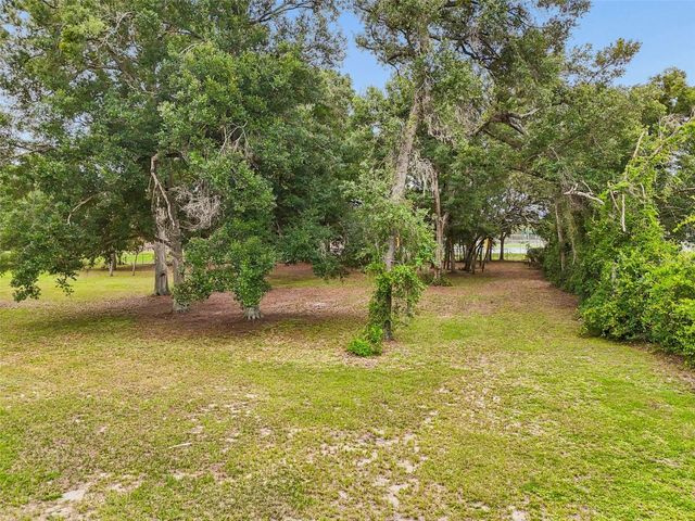 5105 N 45TH STREET, Tampa, FL 33610