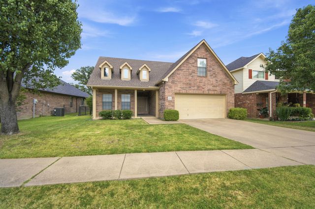 3009 Shoreline Drive, Burleson, TX 76028
