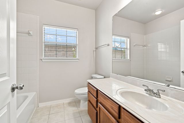 3009 Shoreline Drive, Burleson, TX 76028