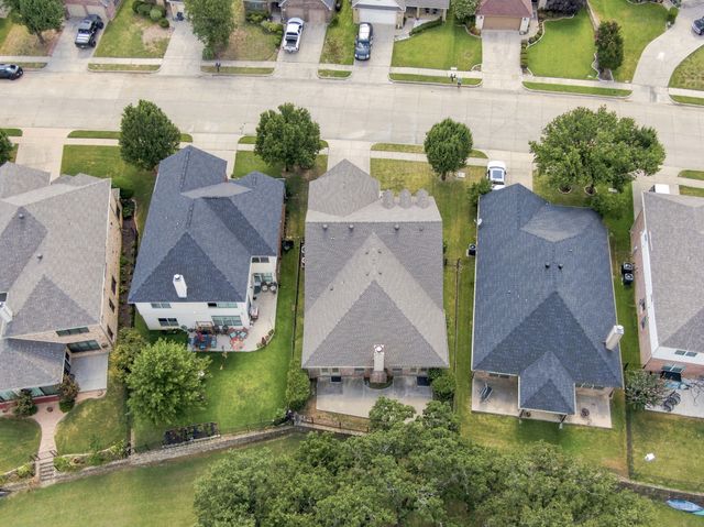 3009 Shoreline Drive, Burleson, TX 76028