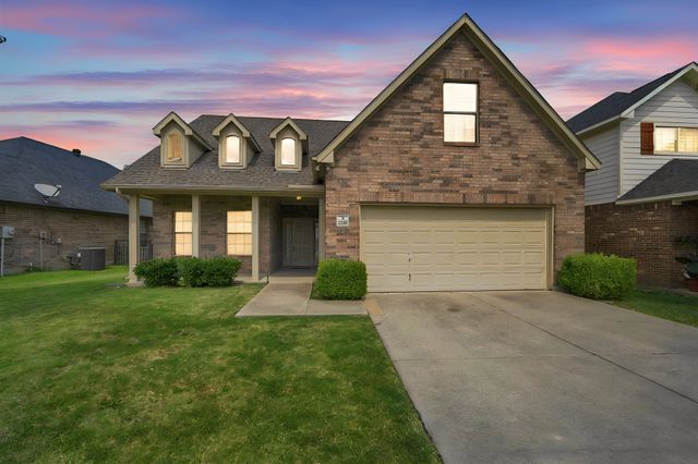 3009 Shoreline Drive, Burleson, TX 76028