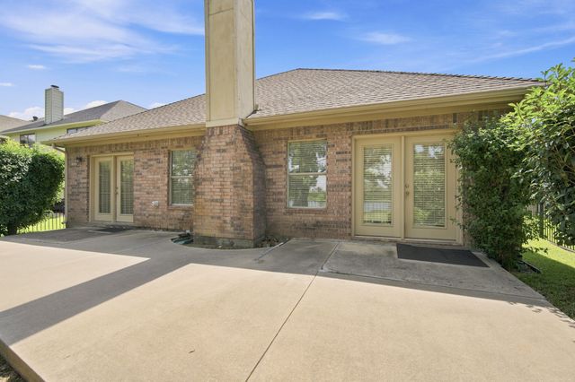 3009 Shoreline Drive, Burleson, TX 76028