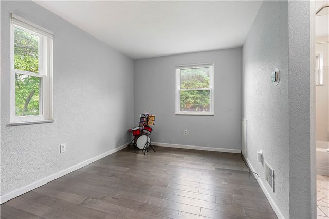 1558 Duncan Dr, Franklin Park, PA 15237