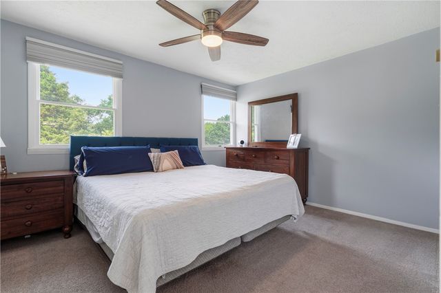 1558 Duncan Dr, Franklin Park, PA 15237