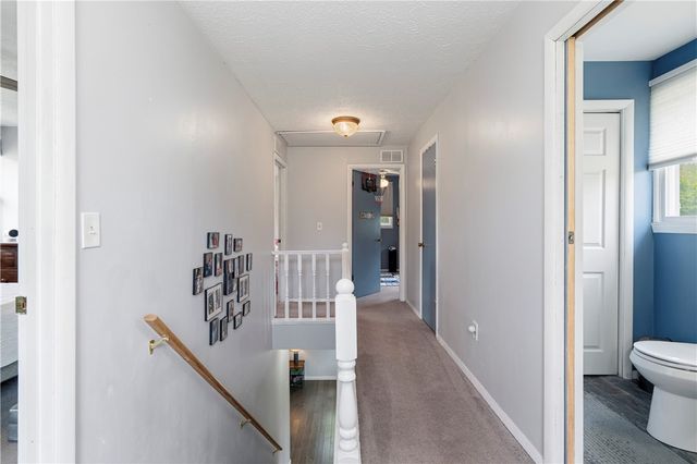 1558 Duncan Dr, Franklin Park, PA 15237