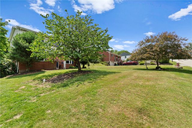 1558 Duncan Dr, Franklin Park, PA 15237