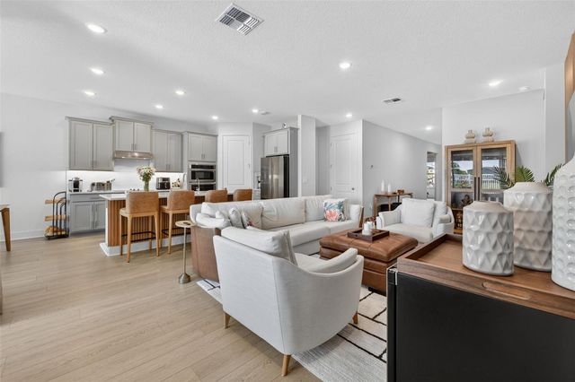 9433 EMERALD BERRY DRIVE, Winter Garden, FL 34787