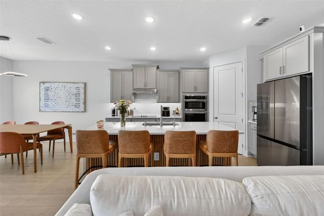 9433 EMERALD BERRY DRIVE, Winter Garden, FL 34787