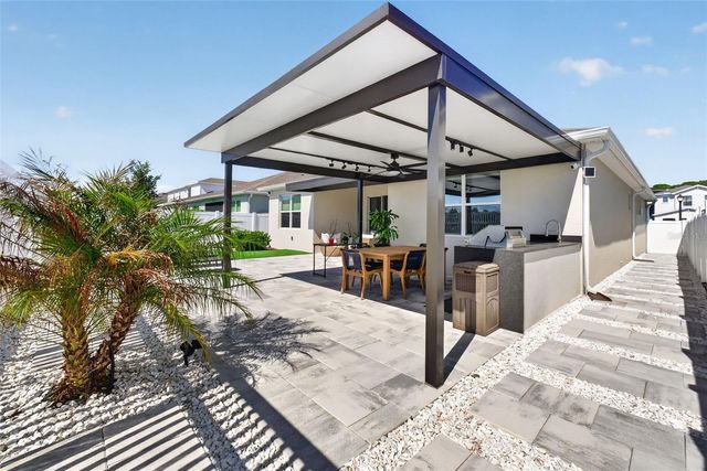 9433 EMERALD BERRY DRIVE, Winter Garden, FL 34787