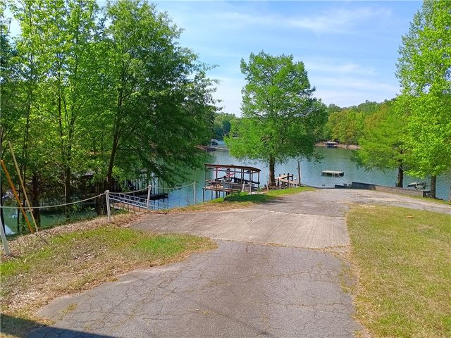 00L-3 Hickory Cove Road, Seneca, SC 29672
