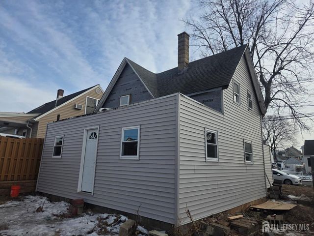 693 Hanson Avenue, Perth Amboy, NJ 08861