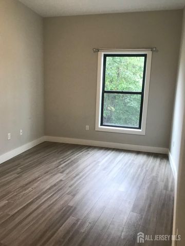 22 Center Street 203, Metuchen, NJ 08840