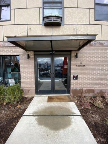 22 Center Street 203, Metuchen, NJ 08840