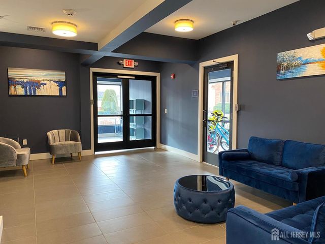 22 Center Street 203, Metuchen, NJ 08840