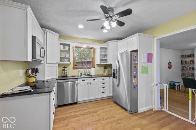 10566 Andrea Court, Indianapolis, IN 46231