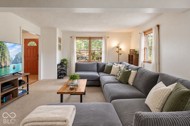 10566 Andrea Court, Indianapolis, IN 46231