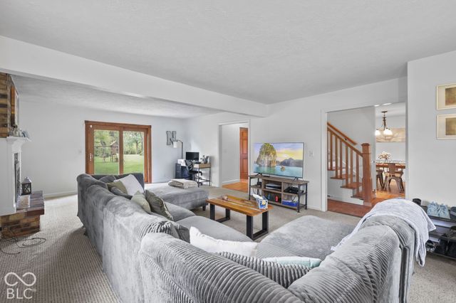 10566 Andrea Court, Indianapolis, IN 46231