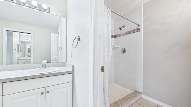 4202 W NORTH B STREET B, Tampa, FL 33609