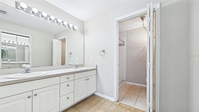 4202 W NORTH B STREET B, Tampa, FL 33609