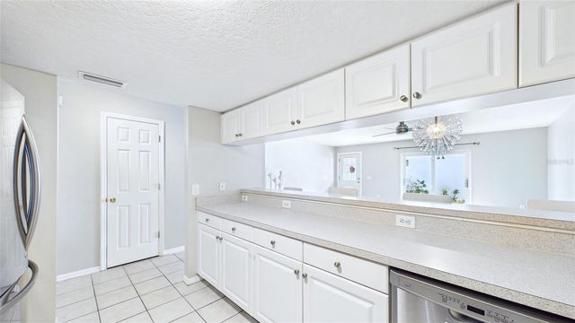 4202 W NORTH B STREET B, Tampa, FL 33609