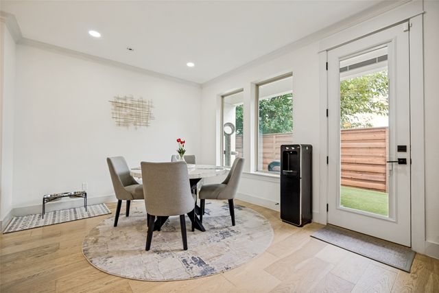 1325 Compton Street, Dallas, TX 75203